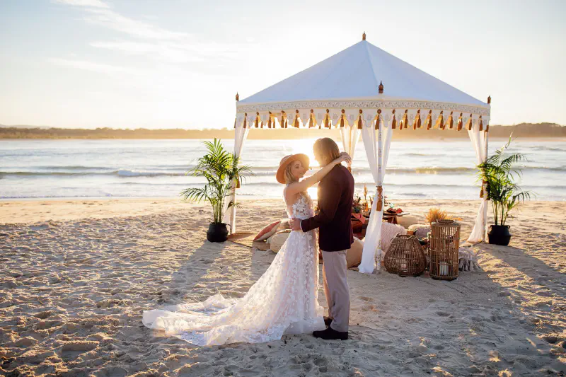 The Perfect Beach Picnic Elopement