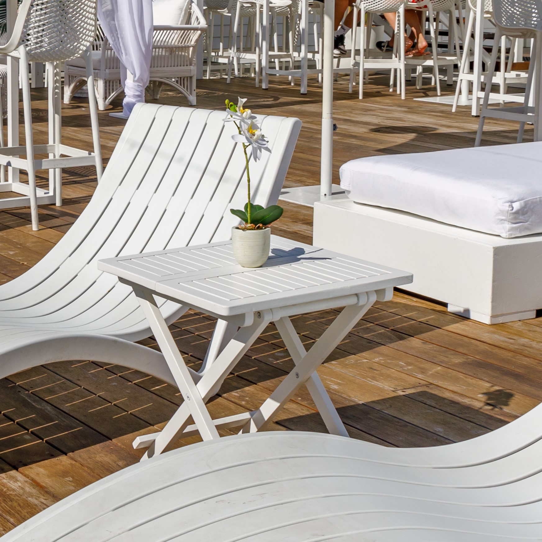 Beach side tables