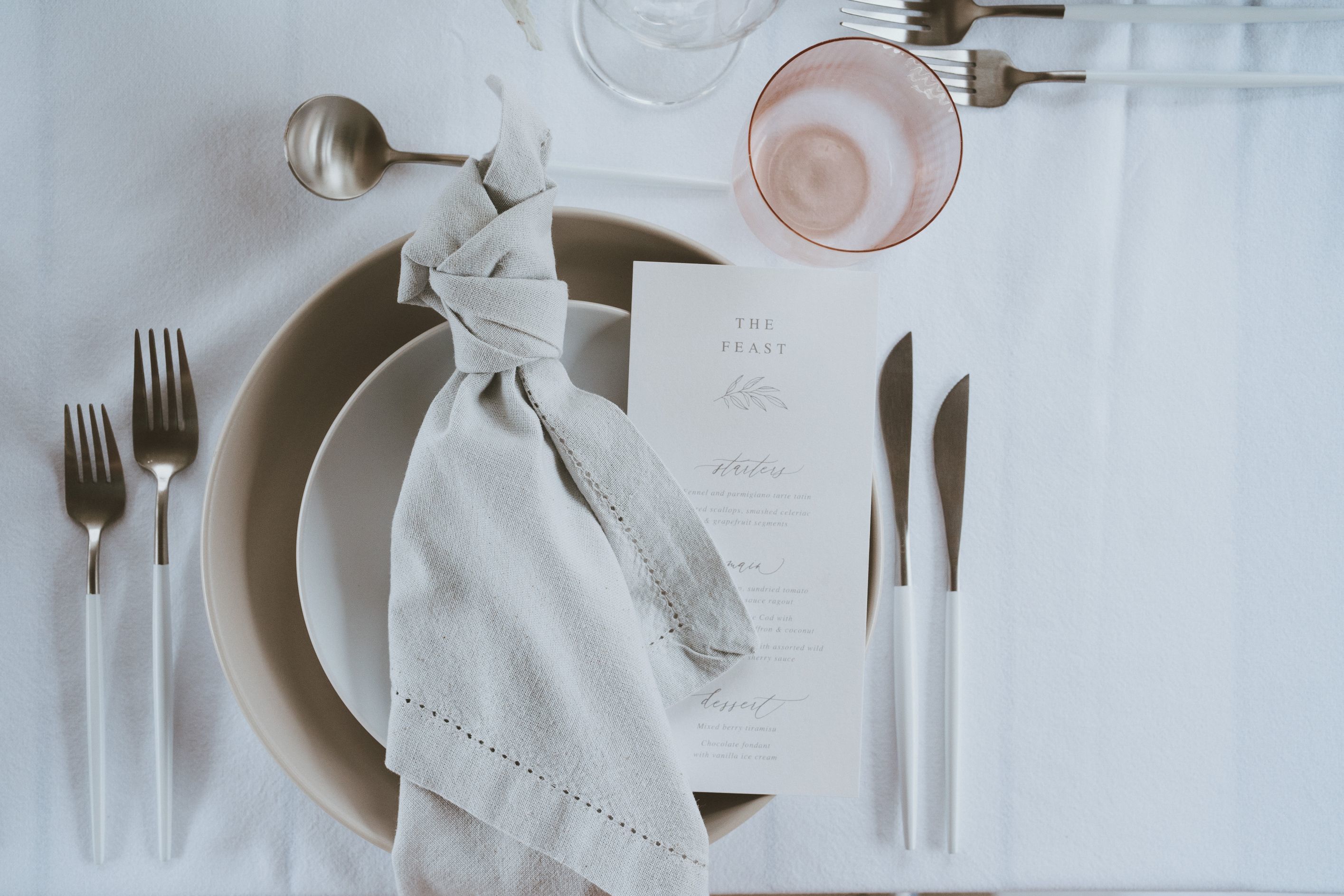 Hire White & Silver Cutlery (2pc)* 